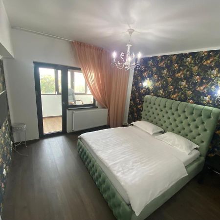 Violetta Apartament Buzau Luaran gambar