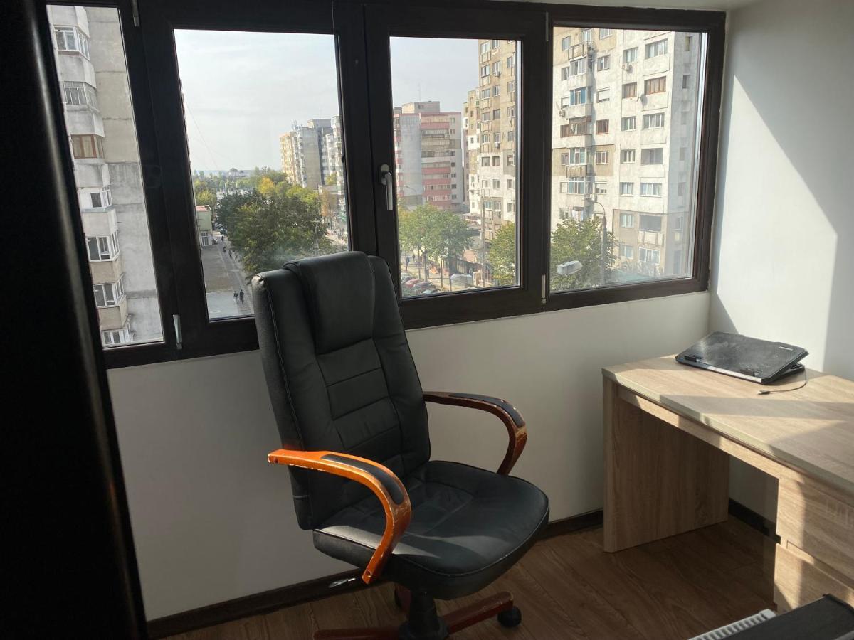 Violetta Apartament Buzau Luaran gambar