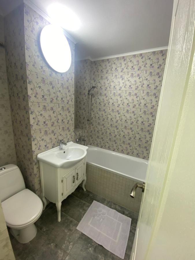 Violetta Apartament Buzau Luaran gambar