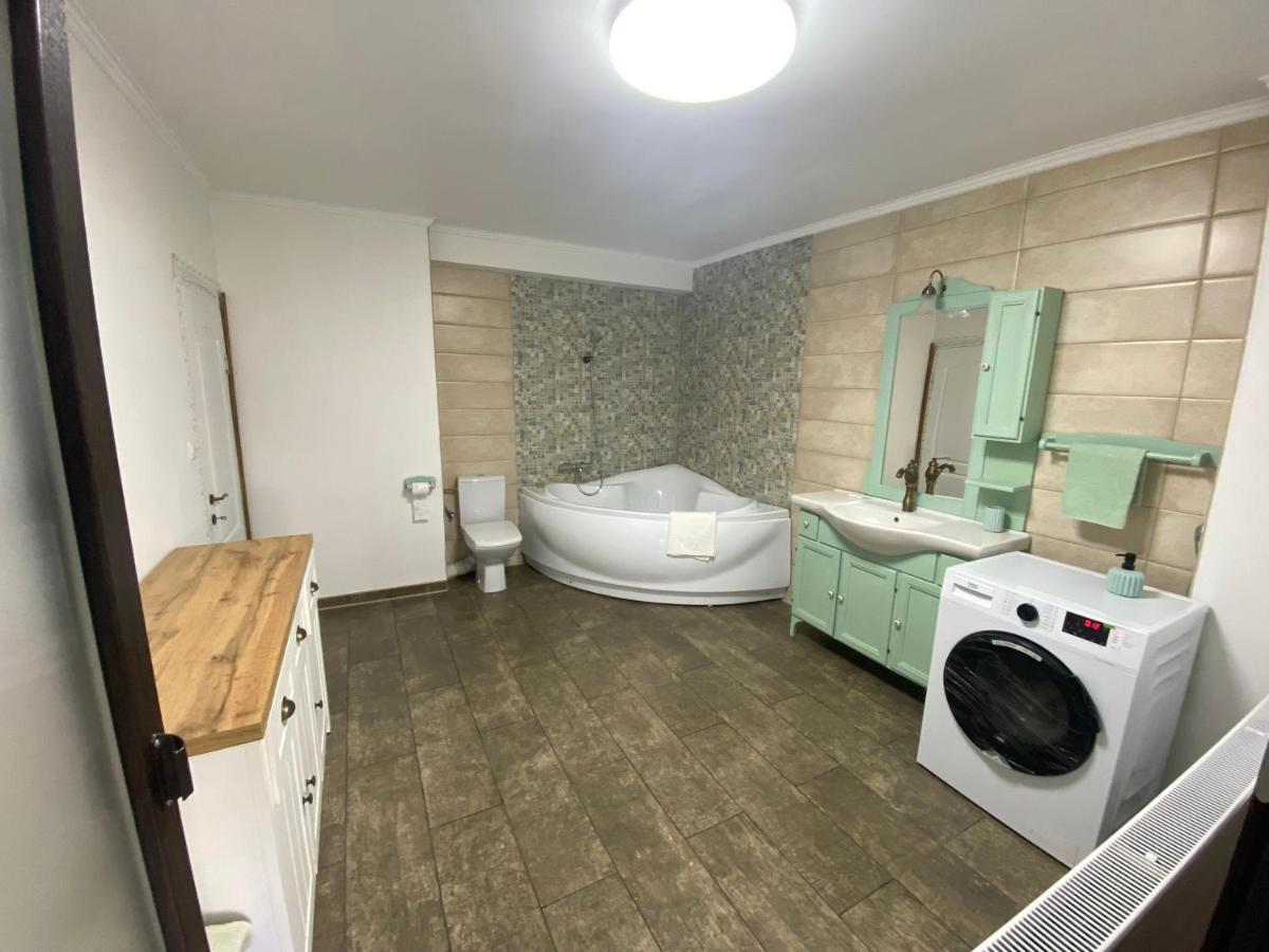 Violetta Apartament Buzau Luaran gambar