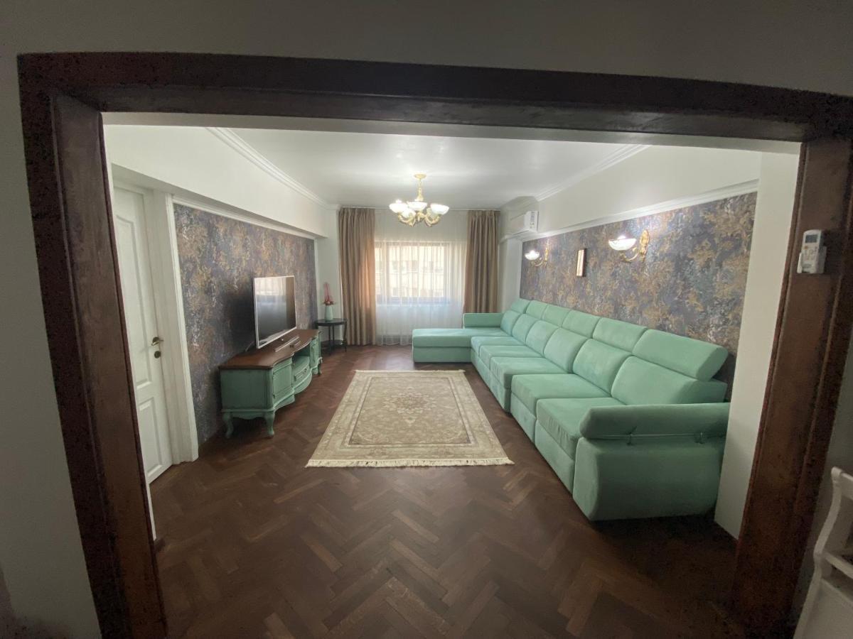 Violetta Apartament Buzau Luaran gambar