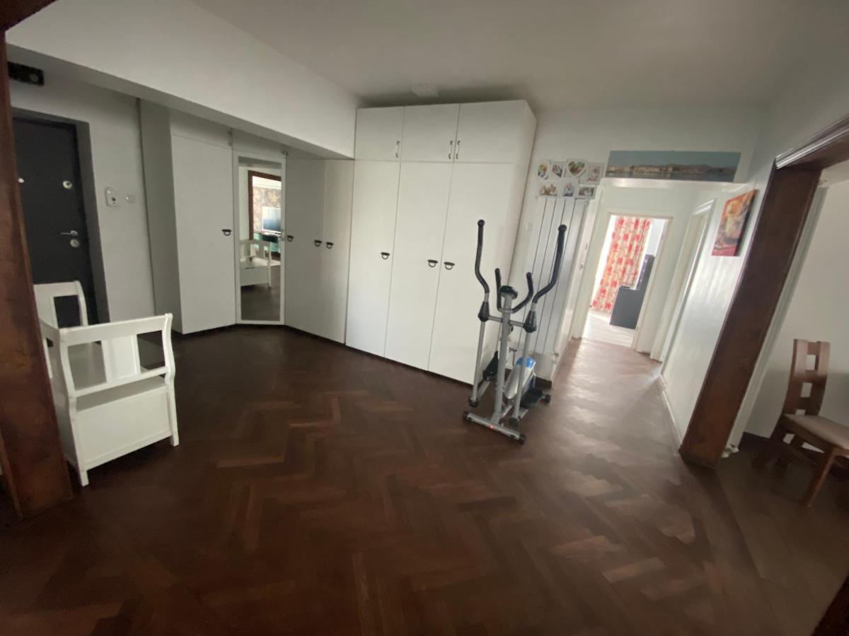 Violetta Apartament Buzau Luaran gambar